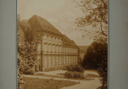 prelatura, později zámek Metternichů